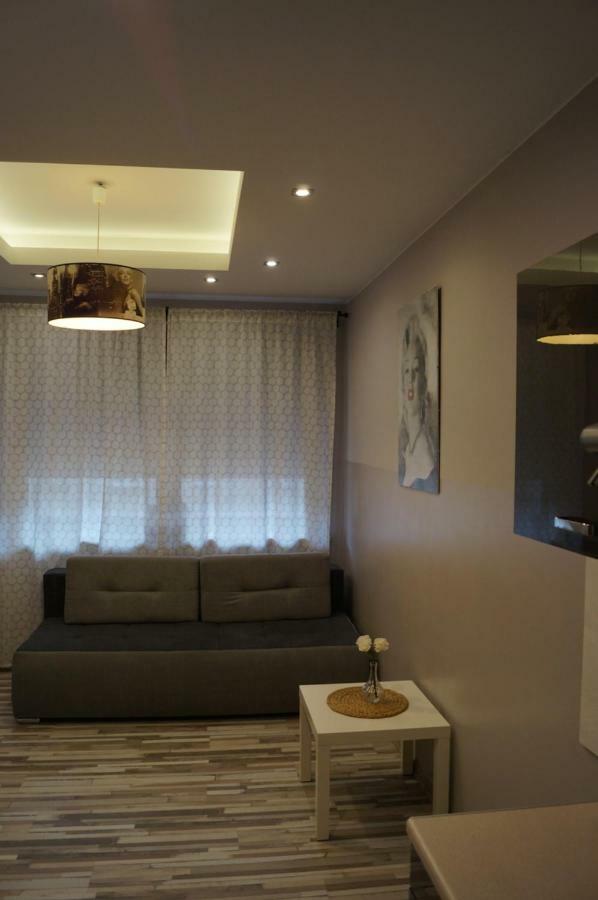 Red Apartament Apartment